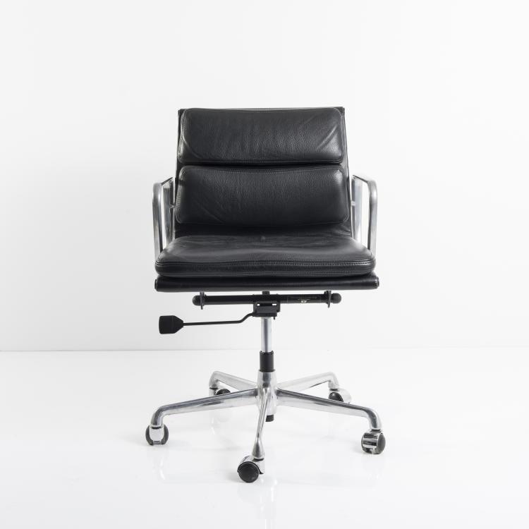 Bild 2 zu Objekt, Stuhl 'Soft Pad Group', 1969, ICF Cadsana f&uuml;r Miller, Herman, Zeeland, 143B 448