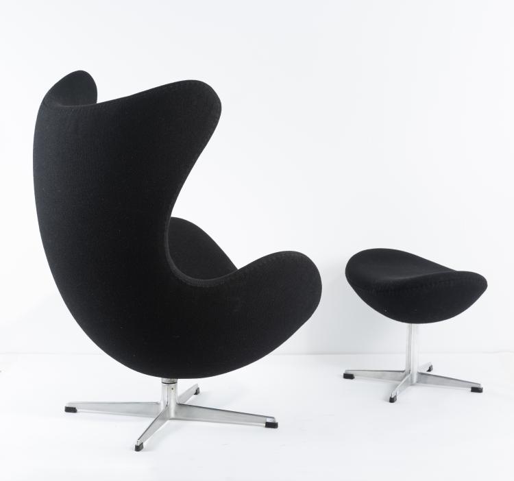 Bild 1 zu Objekt, 'Egg chair' with ottoman, 1957, Arne Jacobsen, Hansen, Fritz, Aller&ouml;d, 143B 348