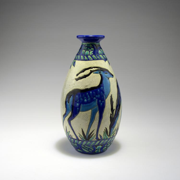 Bild 1 zu Objekt, 'Biches bleues' vase, c. 1924, Charles Catteau, Boch Fr&egrave;res, La Louvi&egrave;re, 144B 421