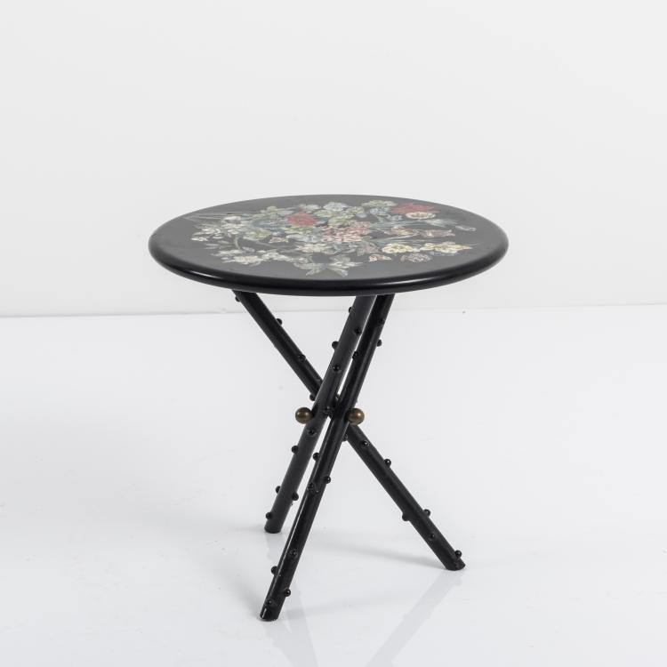 Bild 1 zu Objekt, Beistelltisch 'Fiori', 1960er Jahre, Fornasetti, Maliand, 143A 102