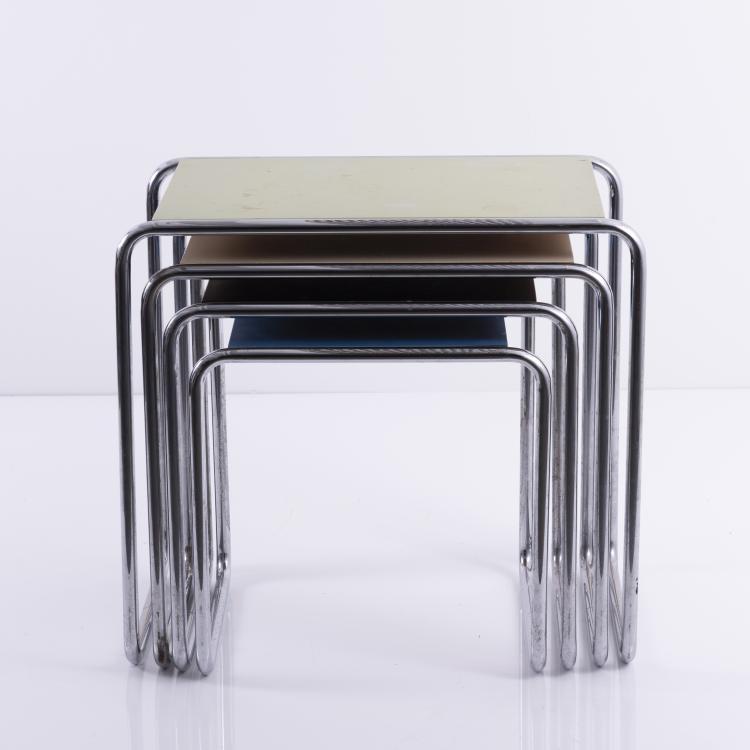 Bild 3 zu Objekt, Four 'B9' nesting tables, 1925/26, Thonet, Frankenberg, 143B 276
