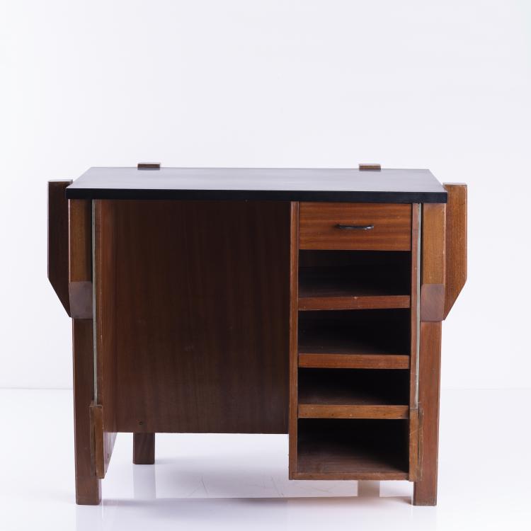 Bild 8 zu Objekt, Bibliothekstisch, um 1960, Italien, 143A 160