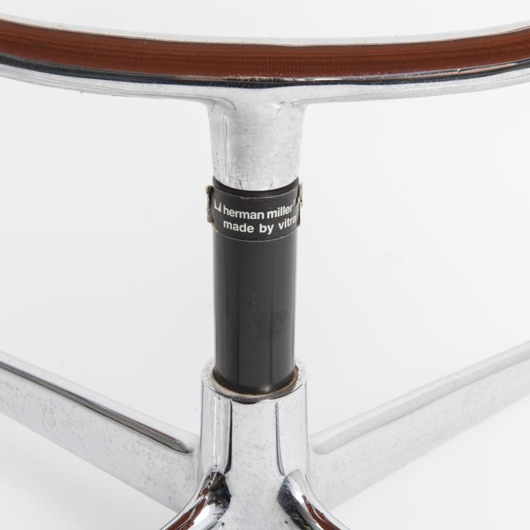 Bild 2 zu Objekt, Zwei 'Aluminium Group'-St&uuml;hle, 1958, Vitra Design, Weil am Rhein; Miller, Herman, Zeeland, 143B 356