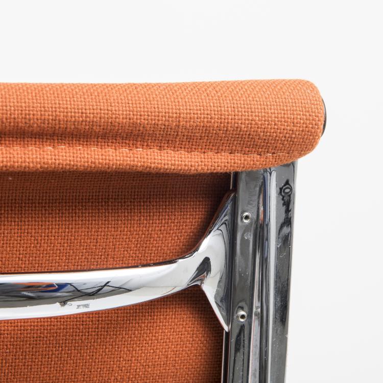 Bild 3 zu Objekt, Zwei 'Aluminium Group'-St&uuml;hle, 1958, Vitra Design, Weil am Rhein; Miller, Herman, Zeeland, 143B 356