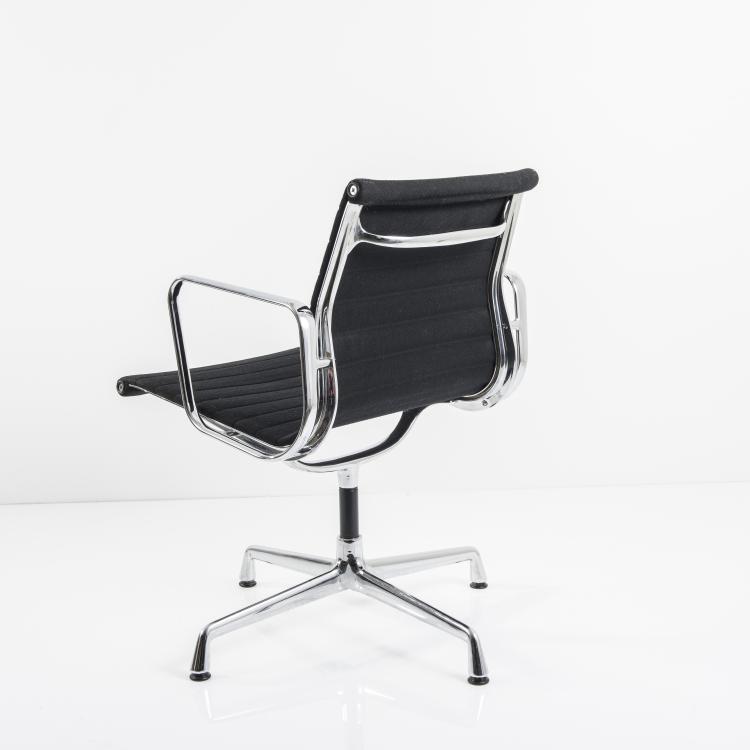 Bild 5 zu Objekt, Armlehnstuhl 'Aluminium Group', 1958, Vitra Design, Weil am Rhein, 143B 355