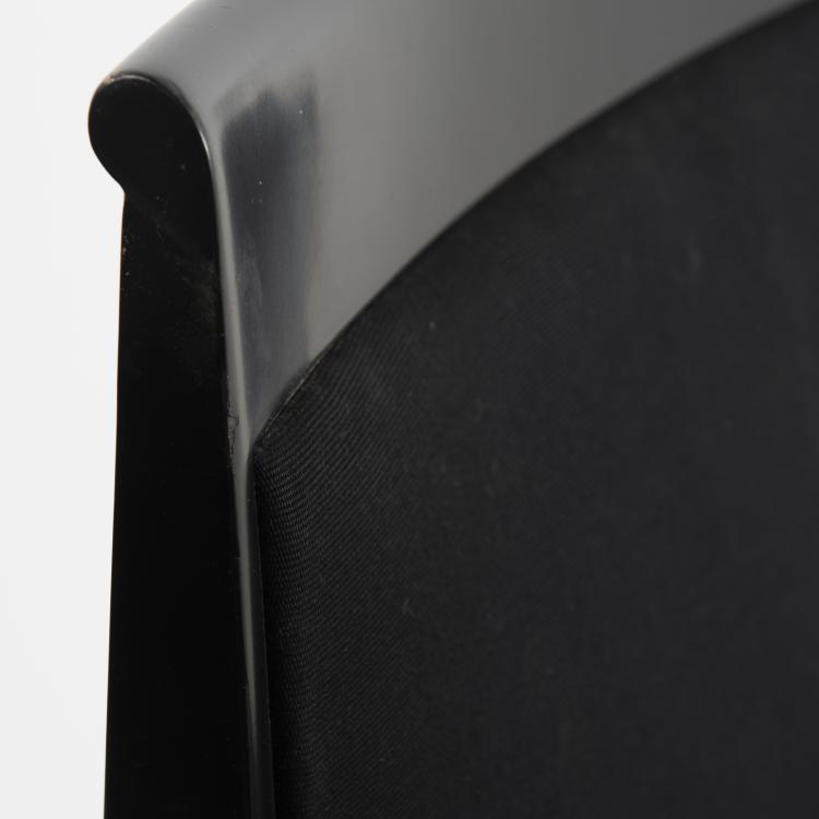 Bild 4 zu Objekt, Vier St&uuml;hle 'Teatro', 1980, Molteni, Giussano, 143A 247